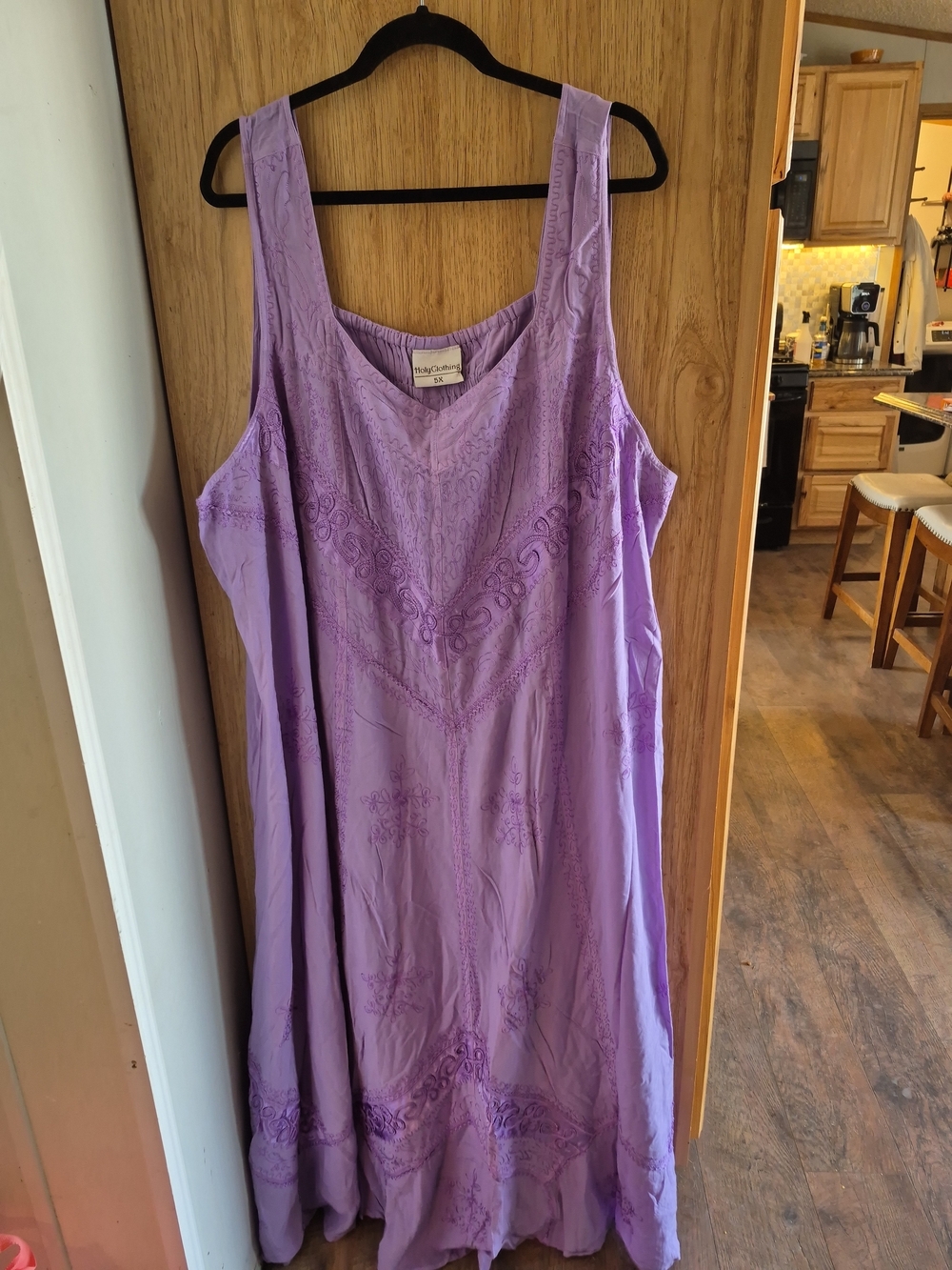 Lavender Renaissance Maxi Dress - Sleeveless Scoop Neck - Picture 3 of 5